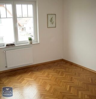 Appartement à louer 3 pièces 81 m²
