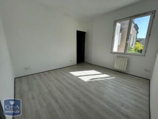  Appartement à louer 2 pièces 40 m²
