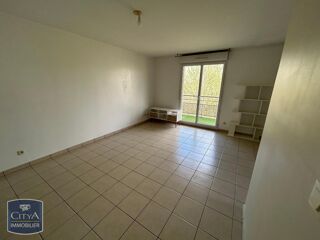 location Appartement - 2 pièce(s) - 54 m² Saint-André-les-Vergers (10120)