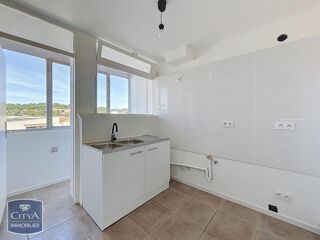  Appartement à louer 3 pièces 66 m²