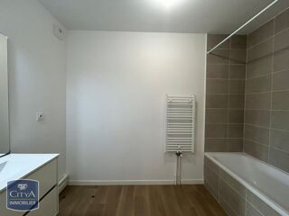  Appartement à louer 3 pièces 69 m²