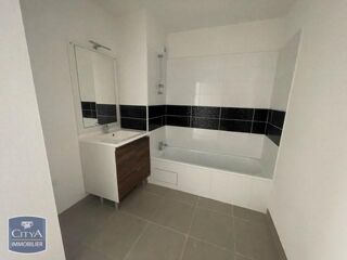  Appartement à louer 3 pièces 60 m²