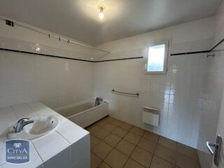 Maison � louer 4 pi�ces 102 m� Mont de marsan
