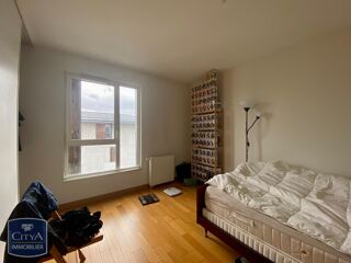  Appartement à louer 4 pièces 107 m²