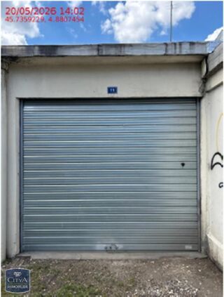 Parking / Garage à louer 