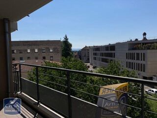  Appartement à louer 4 pièces 89 m²