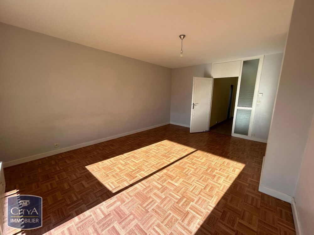 location Appartement - 4 pièce(s) - 110 m² Chambéry (73000)