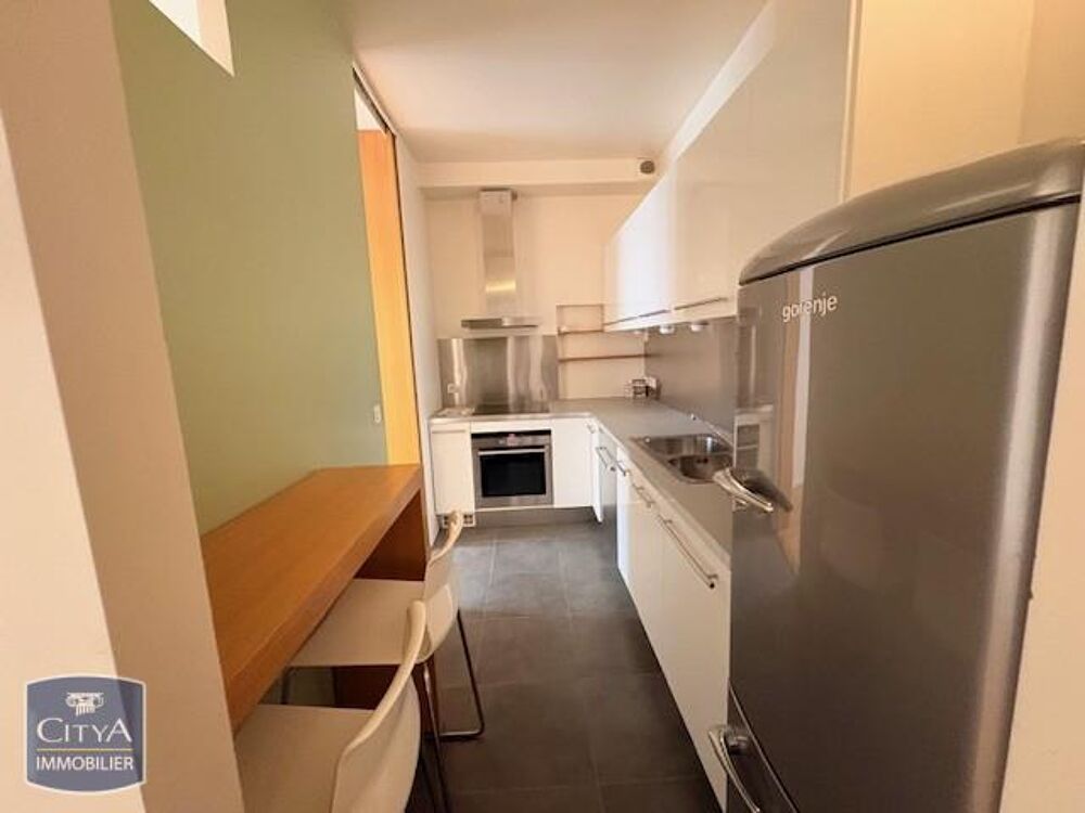 location Appartement - 2 pièce(s) - 61 m² Paris 1