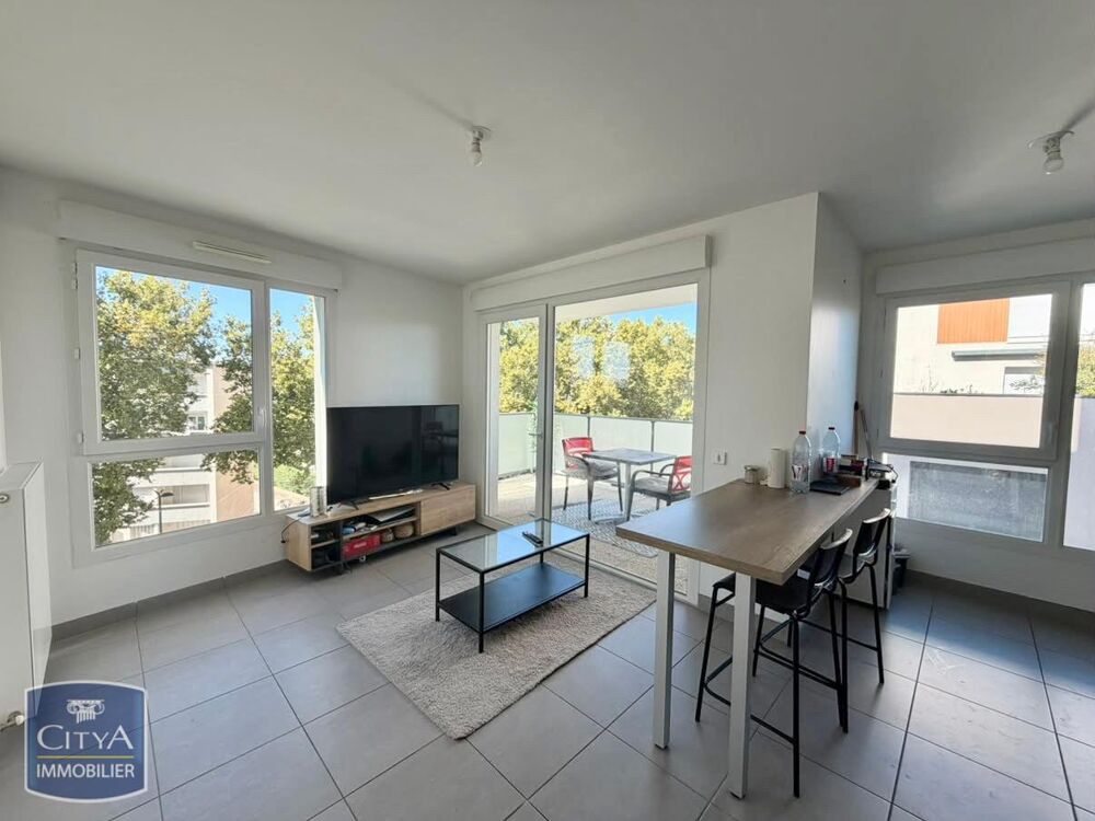 location Appartement - 2 pièce(s) - 46 m² Lyon 8