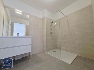  Appartement à louer 2 pièces 57 m²