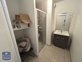 Appartement à louer 4 pièces 87 m²