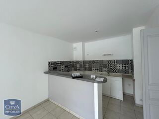  Appartement à louer 4 pièces 96 m²