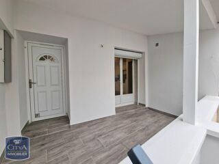  Appartement à louer 3 pièces 42 m²