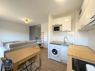  Appartement à louer 2 pièces 28 m²
