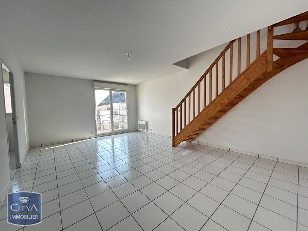 À LOUER PROCHE GARE : Appartement T3 situé à Laval proch....