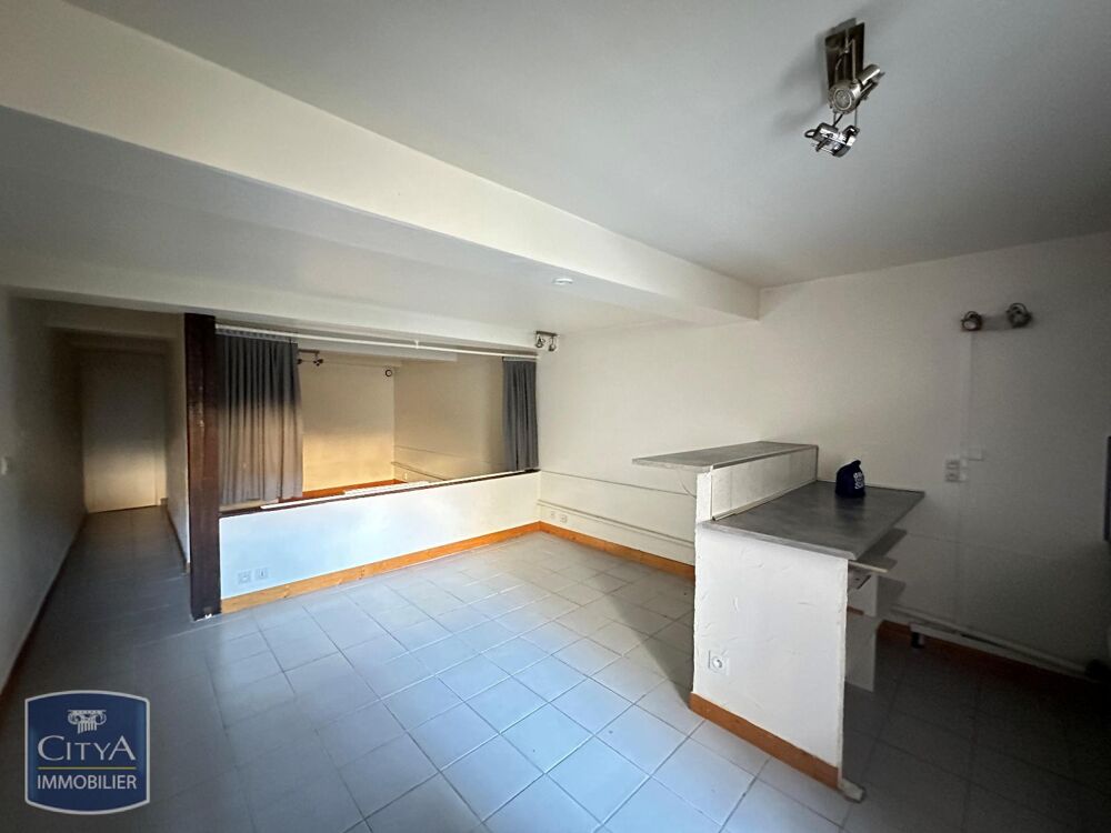 À LOUER : Découvrez cet appartement T1 Bis situé à Saint....