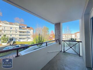  Appartement à louer 1 pièce 33 m²
