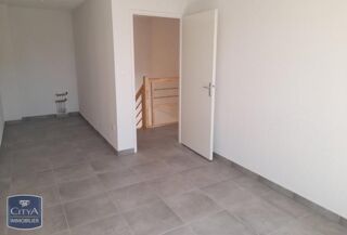  Appartement à louer 3 pièces 69 m²