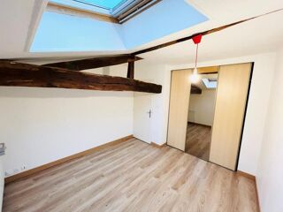  Appartement à louer 3 pièces 62 m²