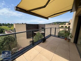  Appartement à louer 4 pièces 91 m²