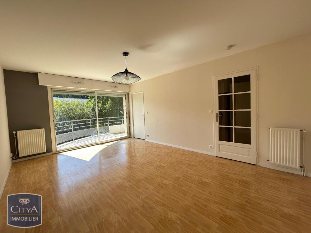 EXCLUSIVITÉ - APPARTMENT T2 - VUE SUR MAYENNE En locatio....