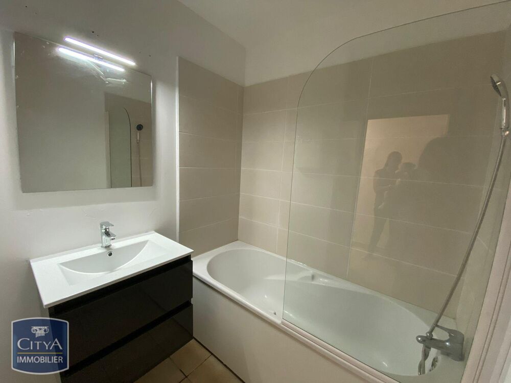 location Appartement - 1 pièce(s) - 25 m² Le Tampon (97430)