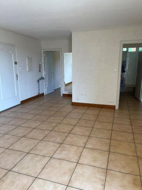   Location Appartement Appartement - 4 pi�ce(s) - 82 m�