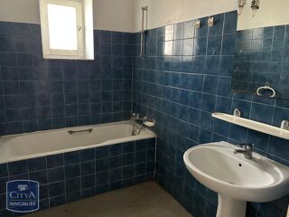  Appartement à louer 3 pièces 56 m²