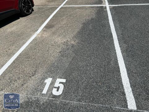  Parking / Garage  louer 