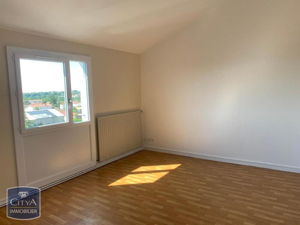 location Appartement - 1 pièce(s) - 31 m² Niort (79000)