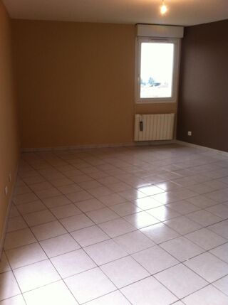  Appartement à louer 3 pièces 71 m²