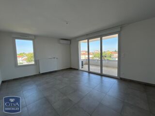  Appartement à louer 3 pièces 68 m²