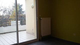  Appartement à louer 3 pièces 70 m²