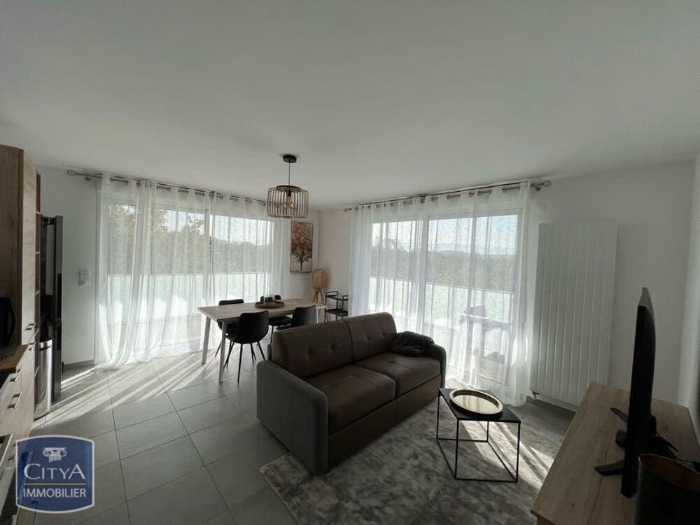 location Appartement - 3 pièce(s) - 64 m² Saint-Genis-Pouilly (01630)