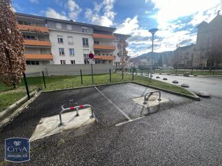  Parking / Garage à louer 