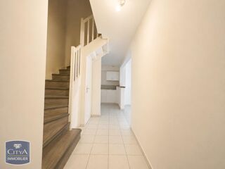  Appartement à louer 3 pièces 75 m²