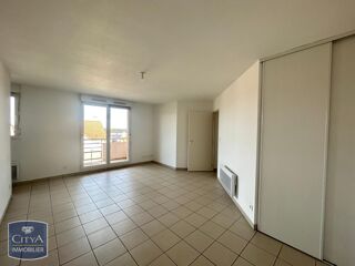 Appartement à louer 2 pièces 45 m²