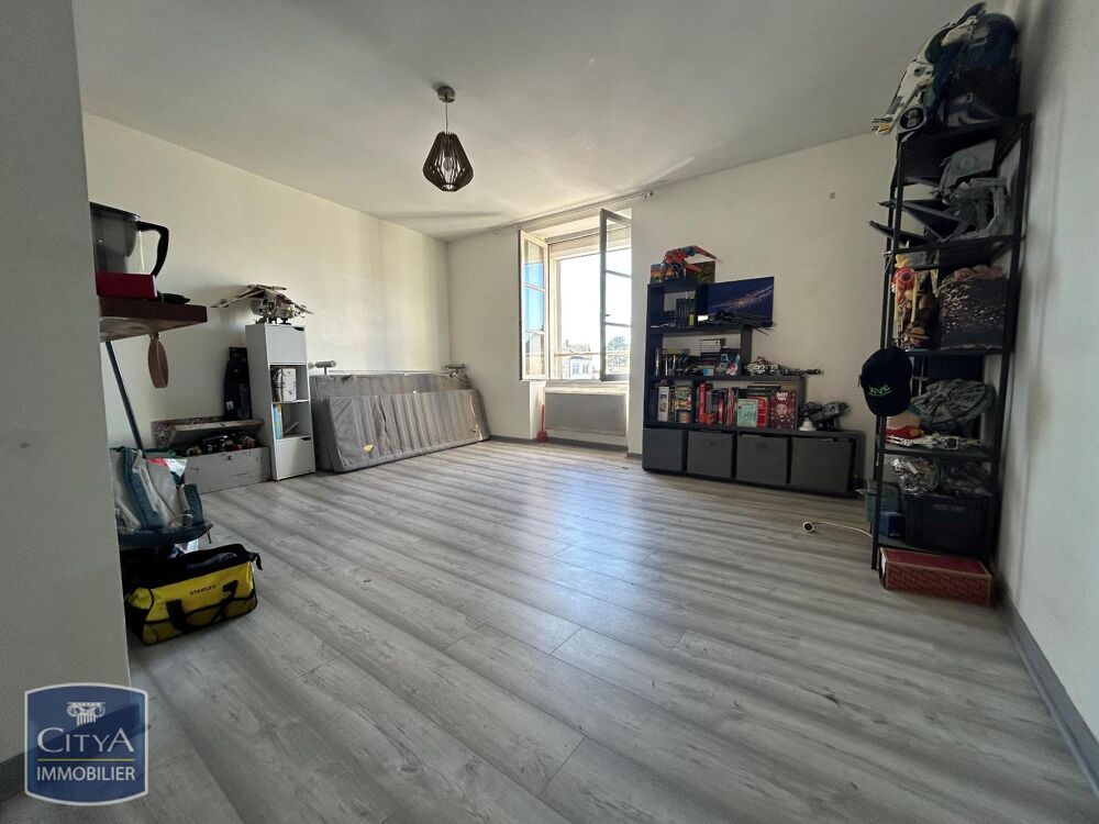 location Appartement - 2 pièce(s) - 43 m² Neuville-de-Poitou (86170)