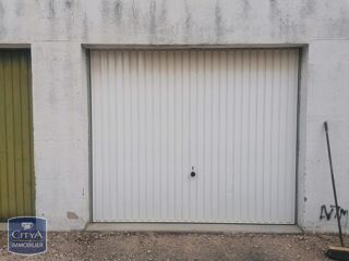  Parking / Garage à louer 12 m²