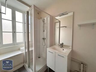  Appartement à louer 3 pièces 58 m²