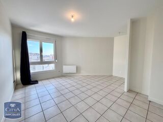  Appartement à louer 1 pièce 25 m²