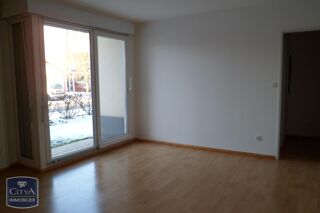 Appartement à louer 2 pièces 50 m²