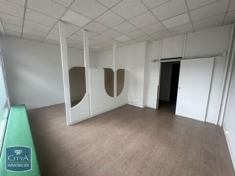 À louer, local commercial d'environ 53 m² situé au Av... 674 38000 Grenoble