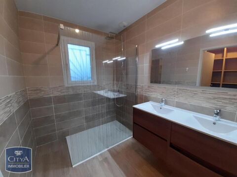  Maison  louer 6 pices 139 m