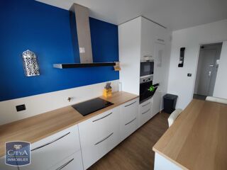  Appartement à louer 4 pièces 80 m²