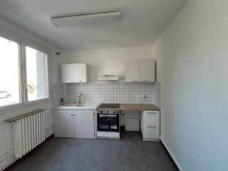  Appartement à louer 3 pièces 59 m²