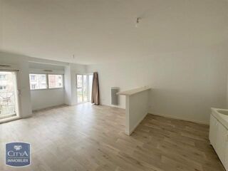  Appartement à louer 3 pièces 66 m²