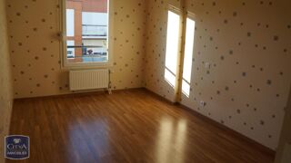  Appartement à louer 3 pièces 73 m²