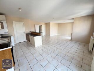  Appartement à louer 3 pièces 85 m²