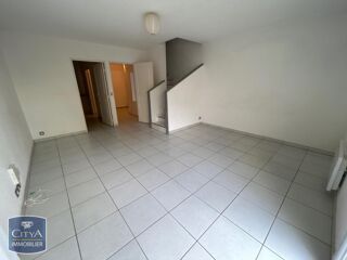  Villa à louer 3 pièces 71 m² Billere
